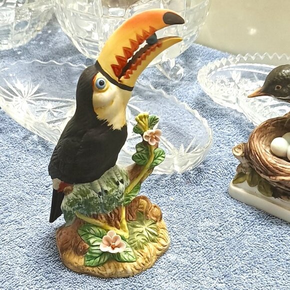 Vintage J Byron Royal Crown Porcelain Toucan. Hand Painted